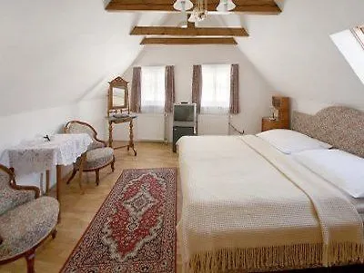 Red Lion Ξενοδοχείο 4*