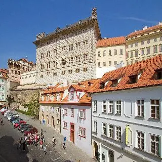 Отель Red Lion Прага