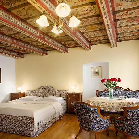 Red Lion Отель 4*