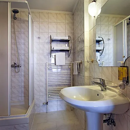 Red Lion Hotel Prague