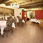 Hotell Red Lion 4*