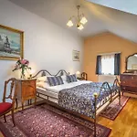Hotell Red Lion 4*