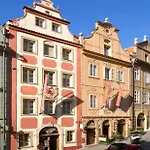 Hotell Red Lion 4*