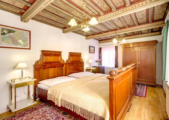 Red Lion 4*
